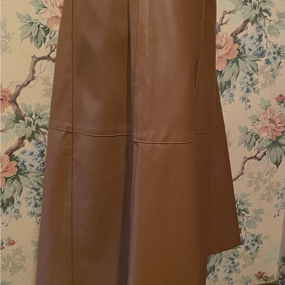 Vintage Charter Club Midi Skirt; Deep Caramel Faux Leather W/Side Zip; Women Sz6 - Picture 2 of 11